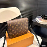 Louis Vuitton Bag High-Quality Leather Monogram Pattern