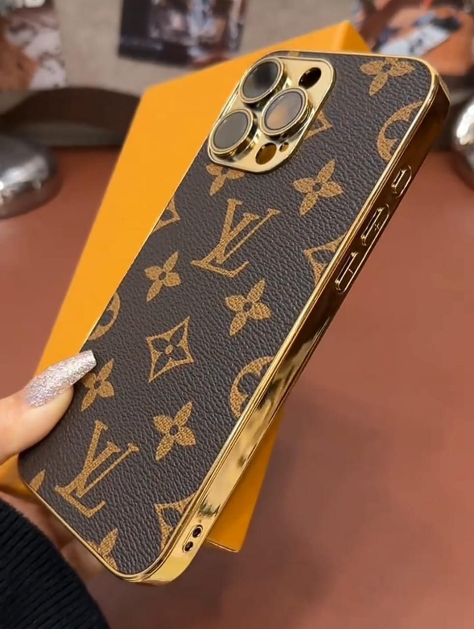 NEW DESIGN SOFT LUXURY LV IPHONE CASE WITH GOLDEN BORDER