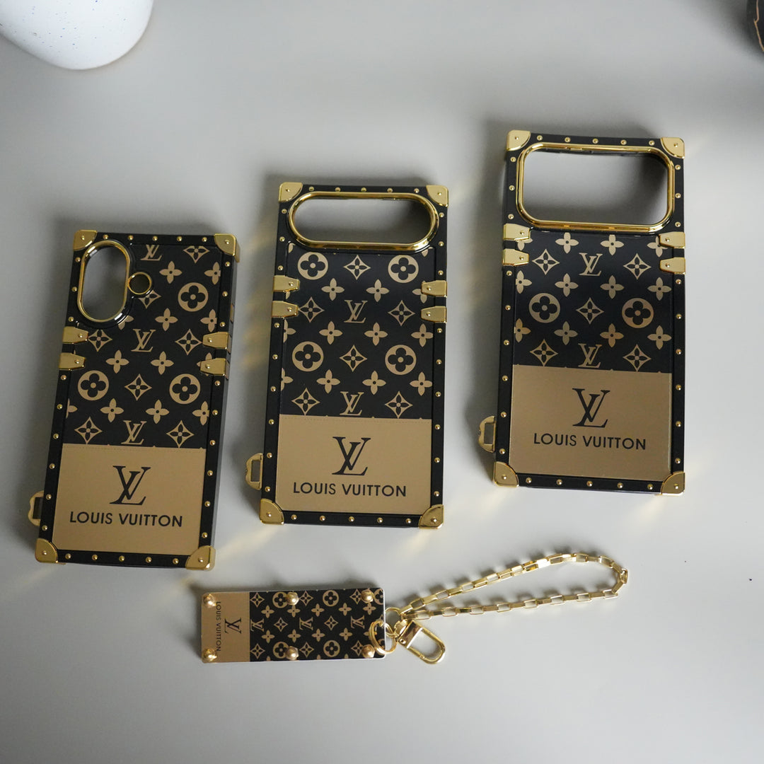 Luxury Brand Shiny Trunk Case For iPhone 17-12