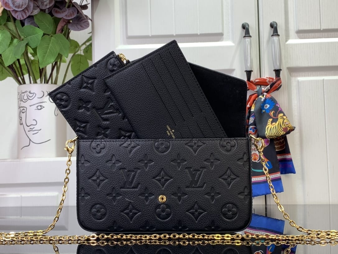 Louis Vuitton Shoulder Bag