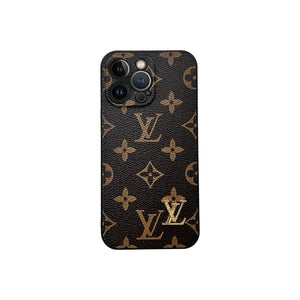 TRADITIONAL LOVE IPHONE CASE WITH CAMERA PROTECTION