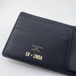 Luxurious Zippered Wallet with Strap