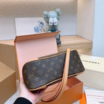 Luxury Louis Vuitton Bag with Detachable Strap