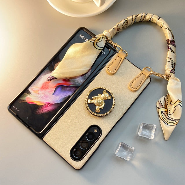 Fashion Bracelet Chain Bear Holder Phone case For Samsung Galaxy Z Fold 3 - theroxymob